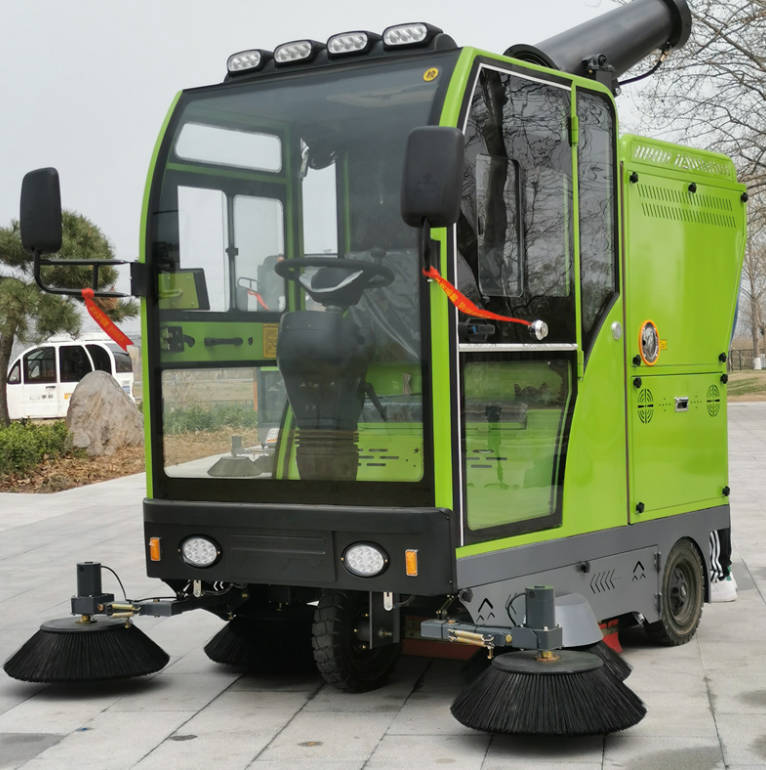 新北道路清洁广泛应用电动环卫清扫车